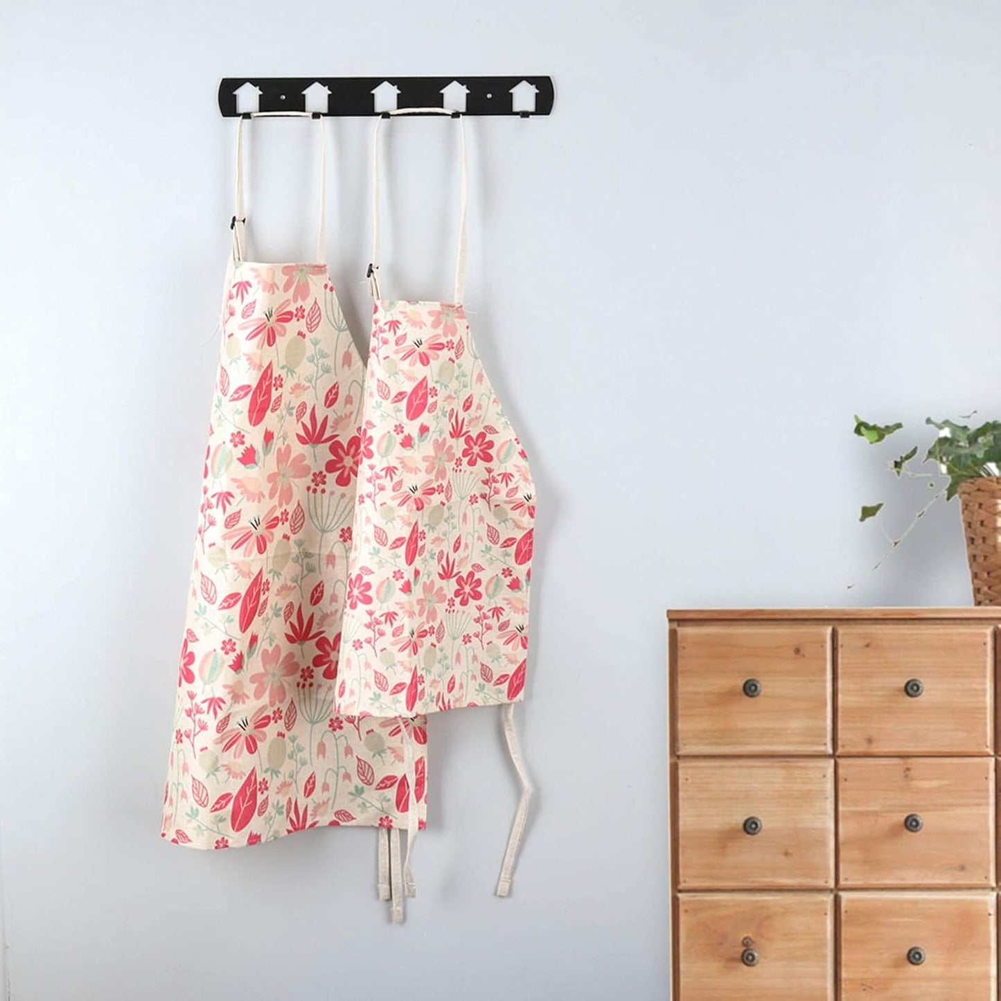 Matching Aprons for Kids and Adults,2 PCS Aprons for Women & Kids Aprons,Perfect Mommy and Me Kitchen Cooking Apron