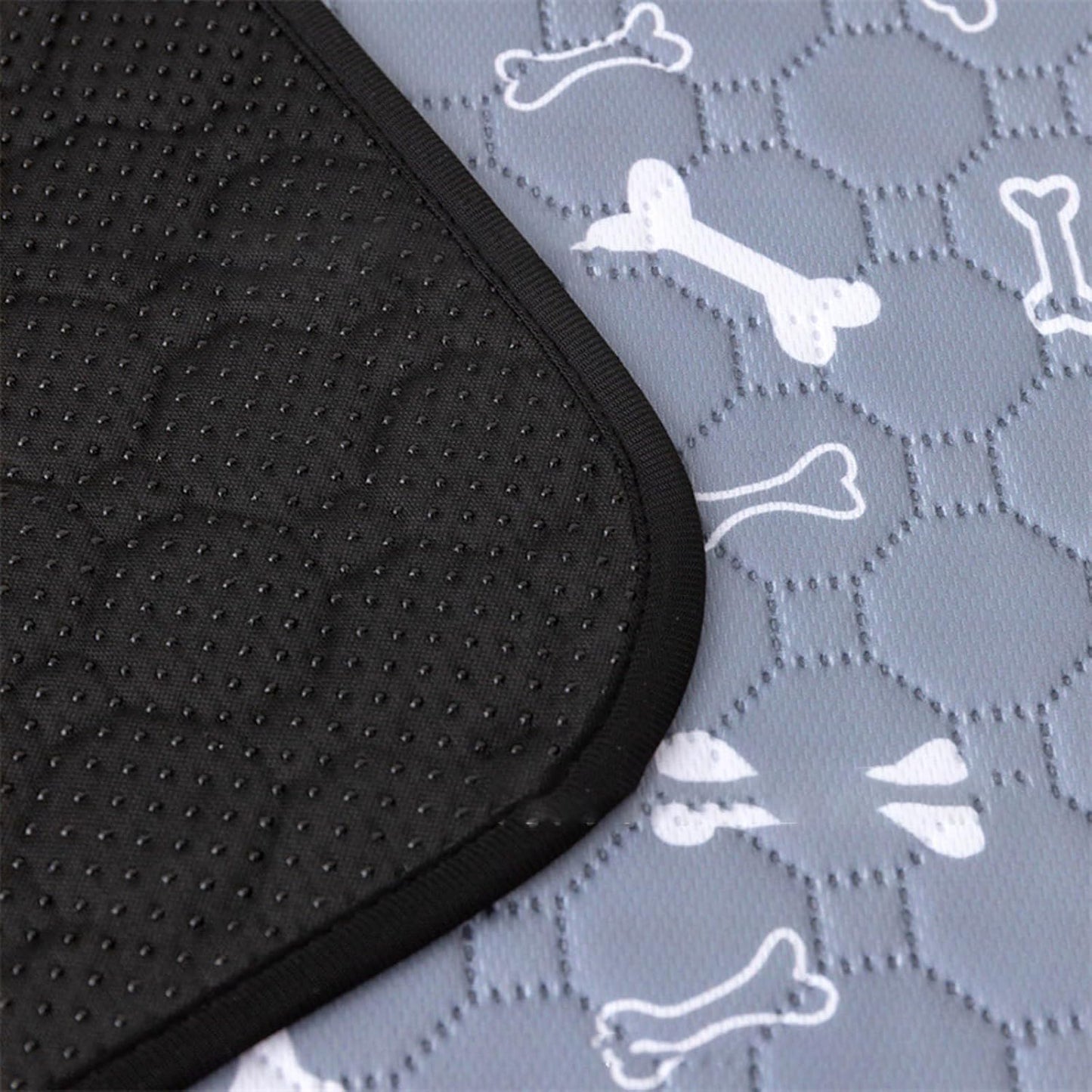 Pet Diaper Pad Anti Slip Dog Training Mat Polyester Fast Drying Surfaces Edges Easy to Pee and Washable
