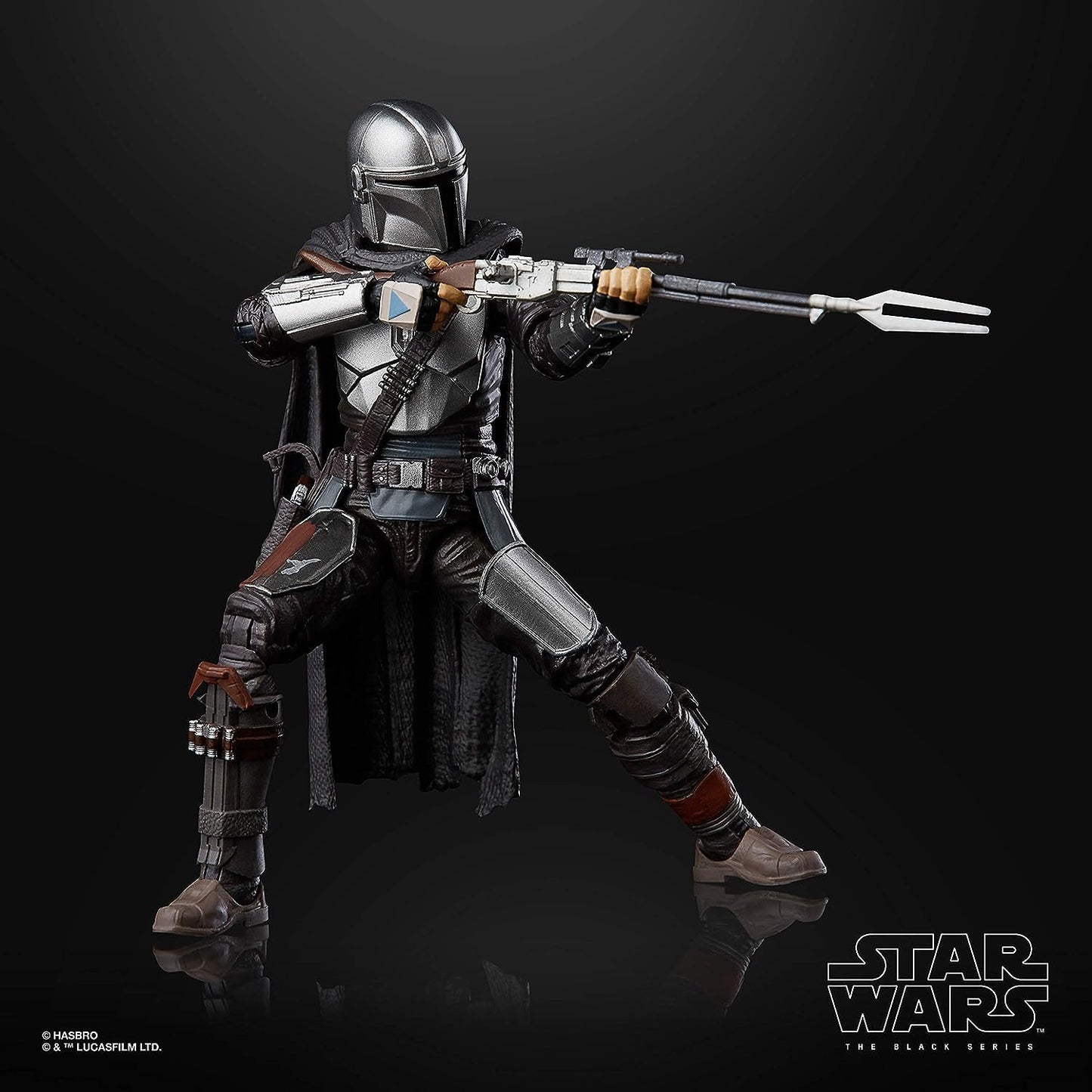 STAR WARS The Black Series The Mandalorian Toy 6-Inch-Scale Collectible Action Figure, Toys for Kids Ages 4 and Up
