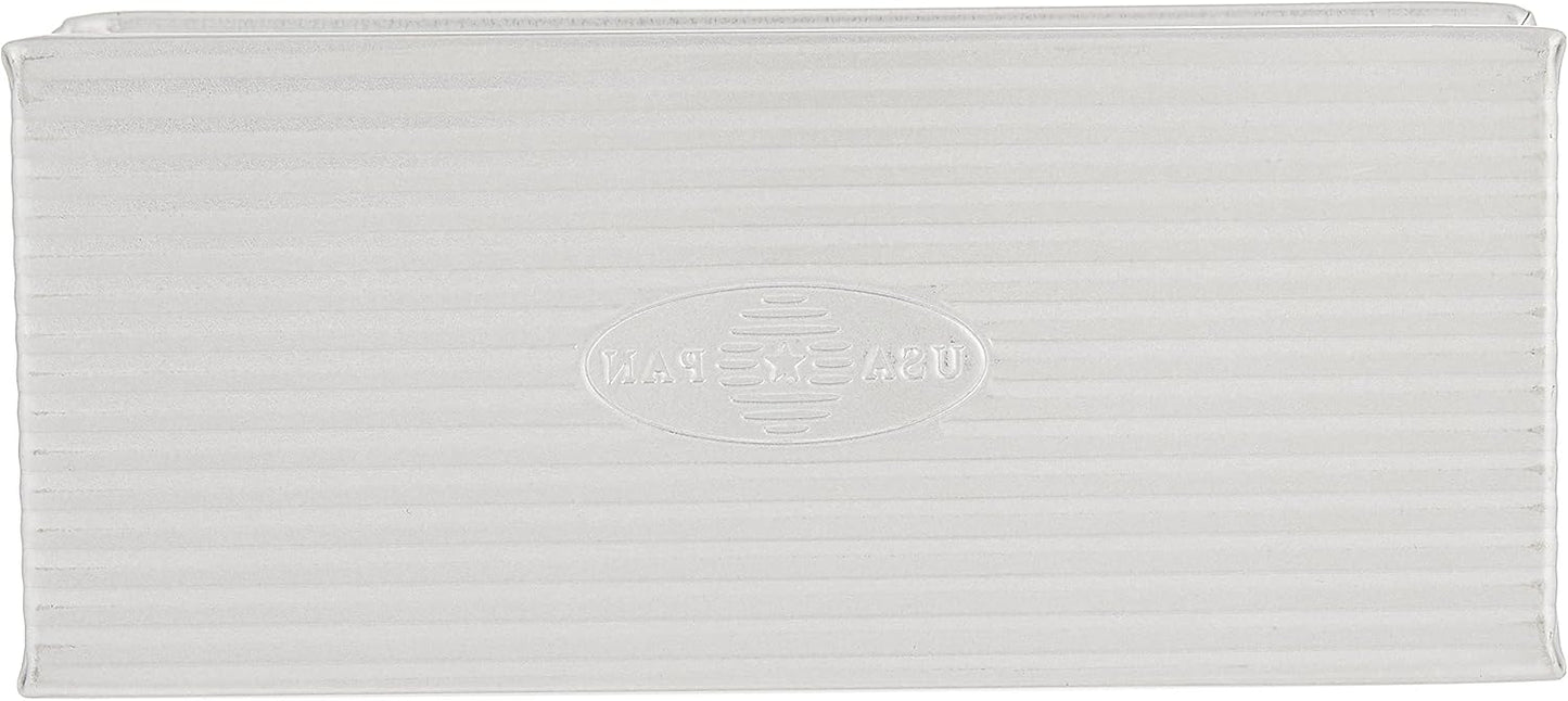 USA Pan Bakeware Pullman Loaf Pan With Cover, 9 x 4 inch, Nonstick & Quick Release Coating, Made in the USA from Aluminized Steel