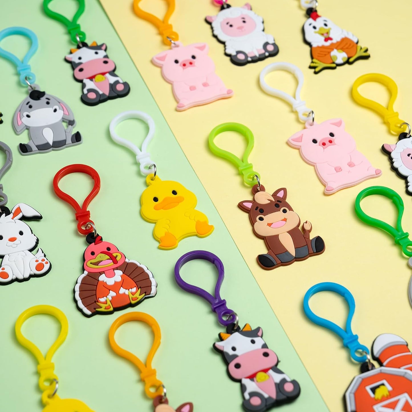 Farm Animals Birthday Party Favors Set 82 PCS Barnyard Animal Masks Sticker Keychains Straw Slap wristbands Rubber Pigs Gift for Kids Birthday Party Baby Shower Goodie Bag Filles Supplies