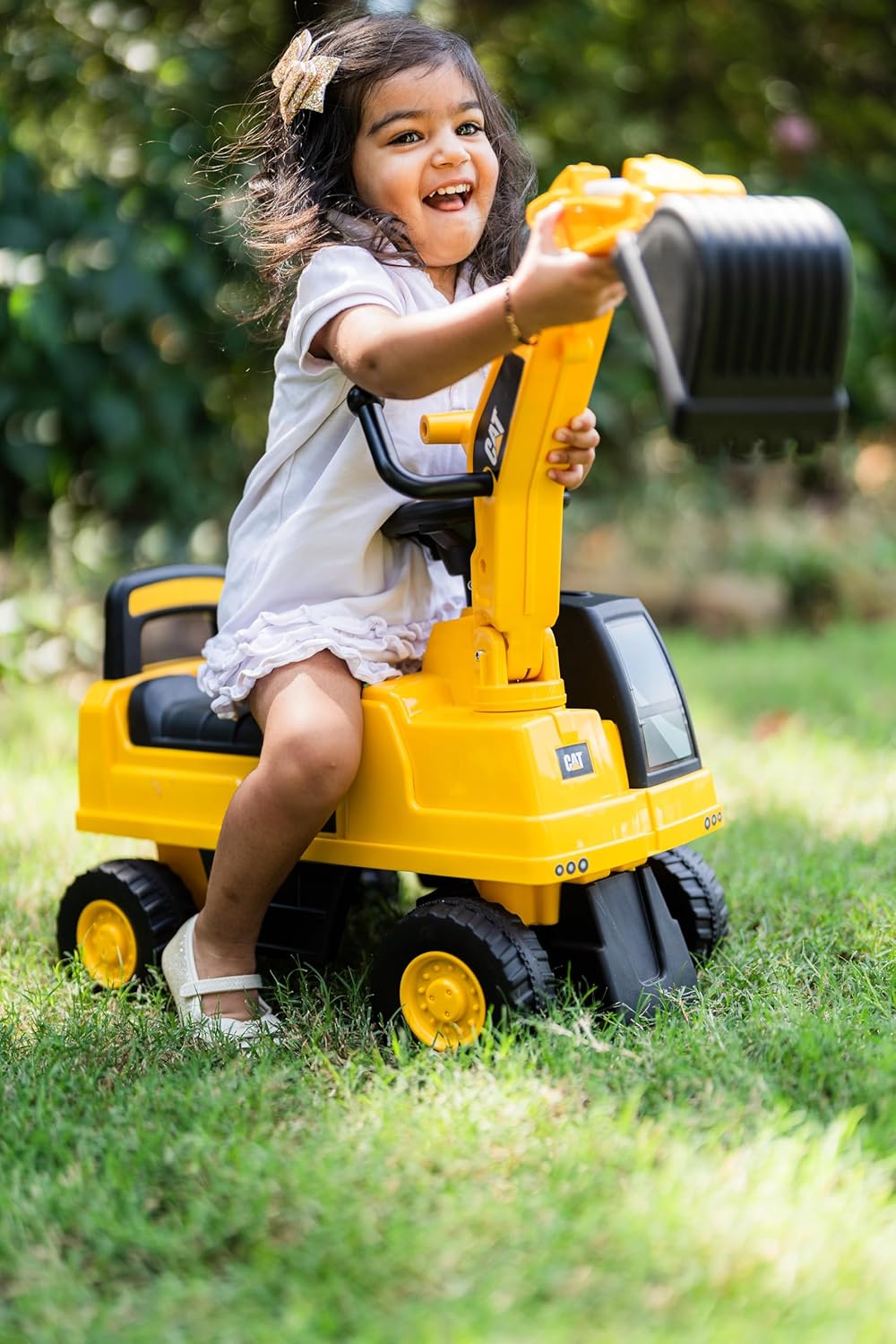 Best Ride On Cars CAT Excavator Push Car – Licensed Caterpillar Ride-On Digger Toy for Kids with Rotating Bucket & Under-Seat Storage – Construction Vehicle for Toddlers