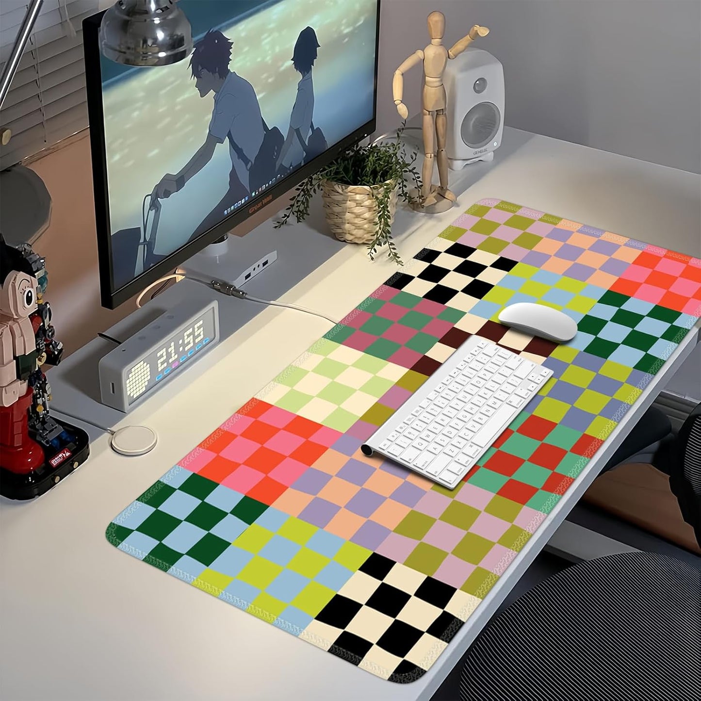 iCasso Checkered Desk Mat, Cute XXL Large Mouse Pad for Desk Cover, Anti-Slip Big Mousepad with Stitched Edges, Keyboard Mat for Computer Desktop Protector (Retro Checkered)