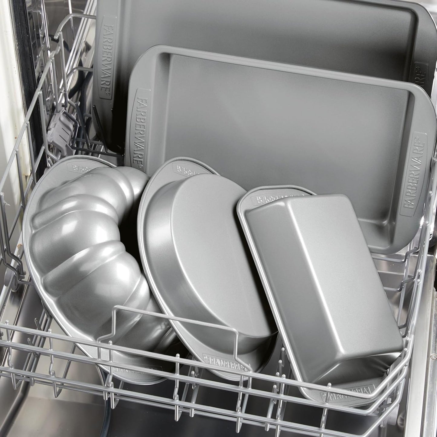 Farberware Nonstick Bakeware 9-Inch Square Cake Pan, Gray