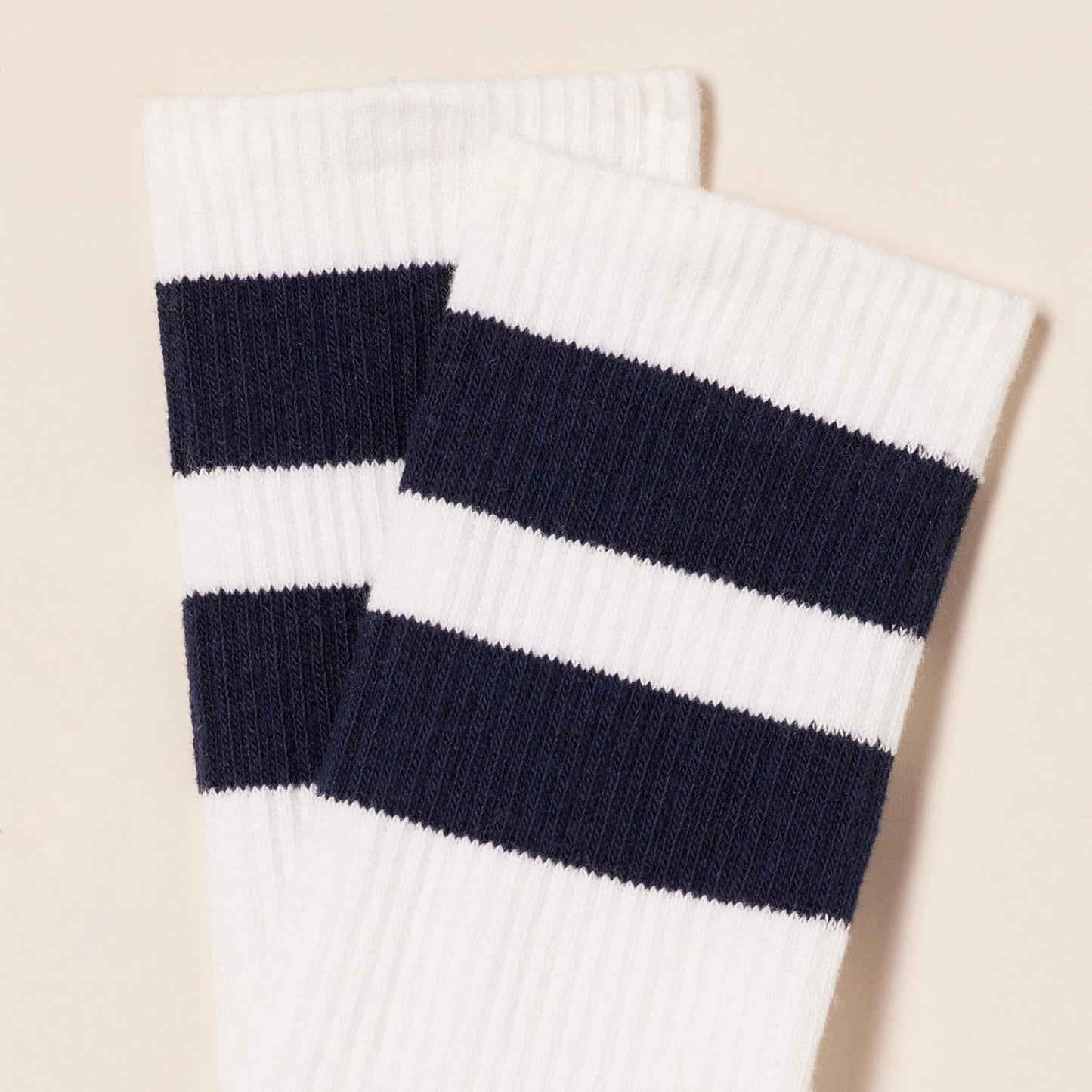 Amazon Essentials Men's Cushioned Retro Stripe Crew Socks, 8 Pairs