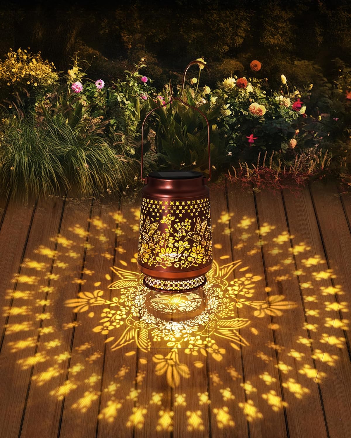 Solar Lanterns Outdoor Waterproof Hummingbird Elegant Garden Decor Birthday Gifts for Women Mom Grandma Sister Metal Hanging Solar Lights Outside Decorations for Backyard, Patio, Lawn, Porch