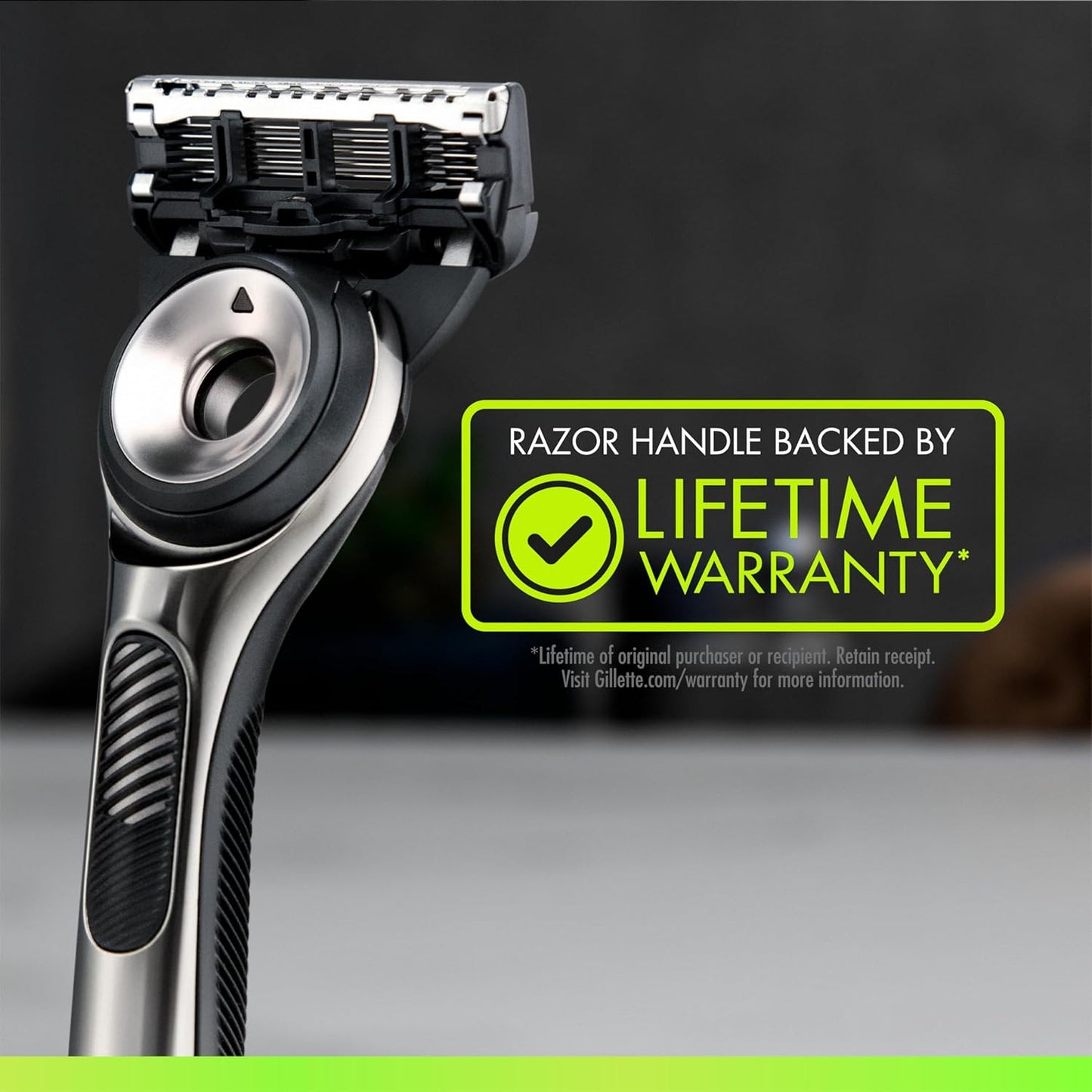 GilletteLabs with Exfoliating Bar by Gillette Razor for Men - 1 Handle, 4 Razor Blade Refills, Includes Premium Magnetic Stand