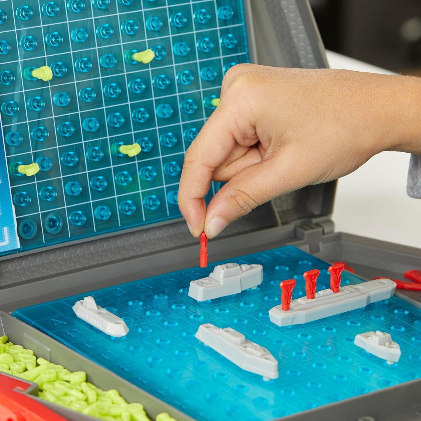 Hasbro Gaming Battleship Classic Board Game | Strategy Games for Kids and Adults | Ages 7+ | 2 Players | Fun Kids Games | Family Games