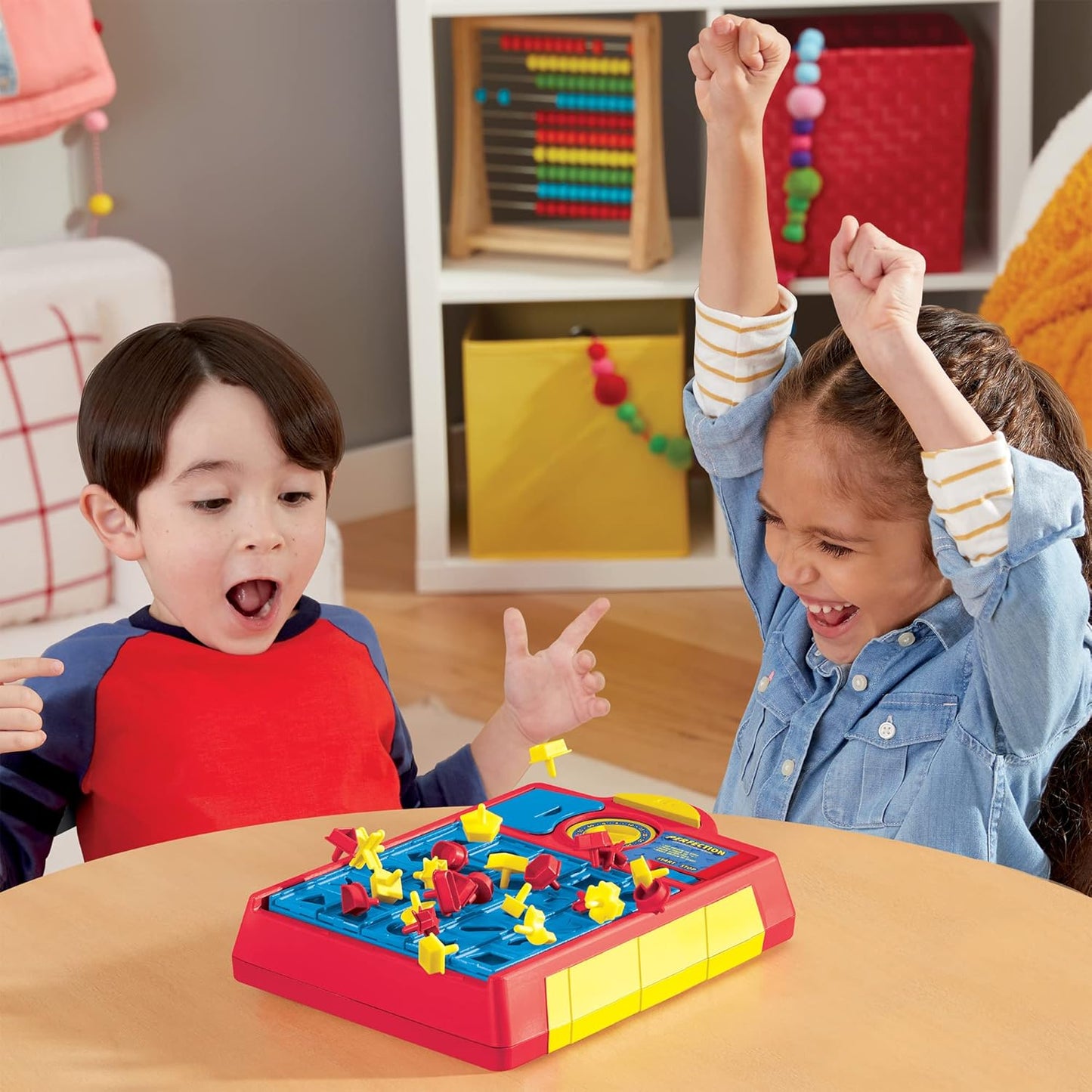 Hasbro Gaming Perfection Pop Up Game for Kids Ages 5 and Up, Customize The Tray for Over 250 Combinations, Kids Games for 1+ Players