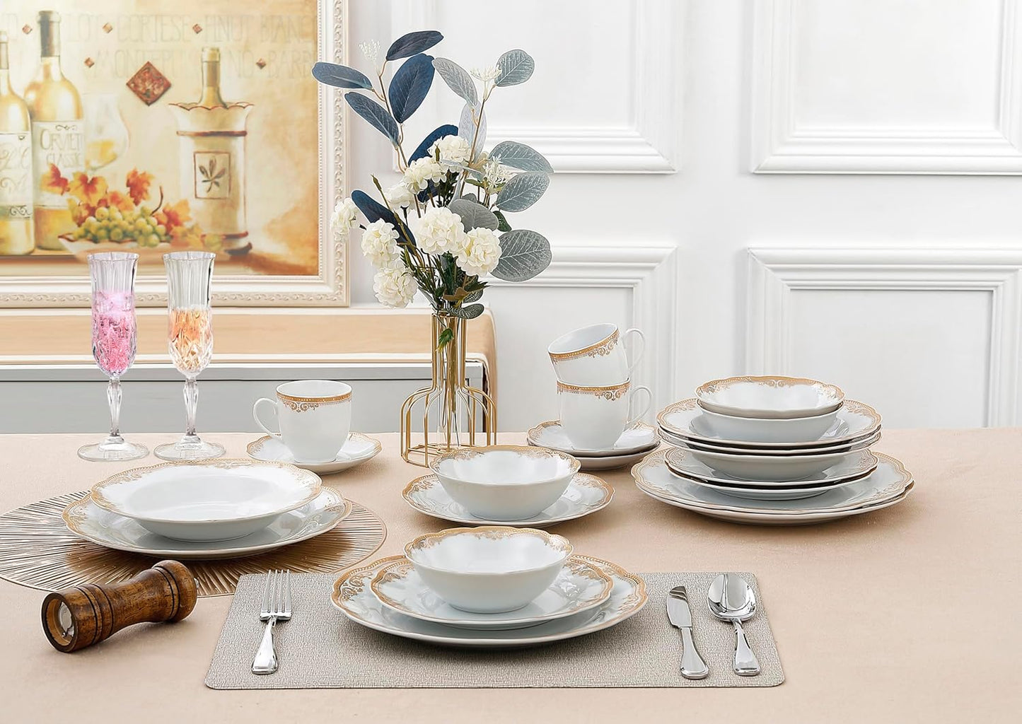 Lorren Home Trends Catherine 24 Piece Porcelain Dinnerware Set, Gold