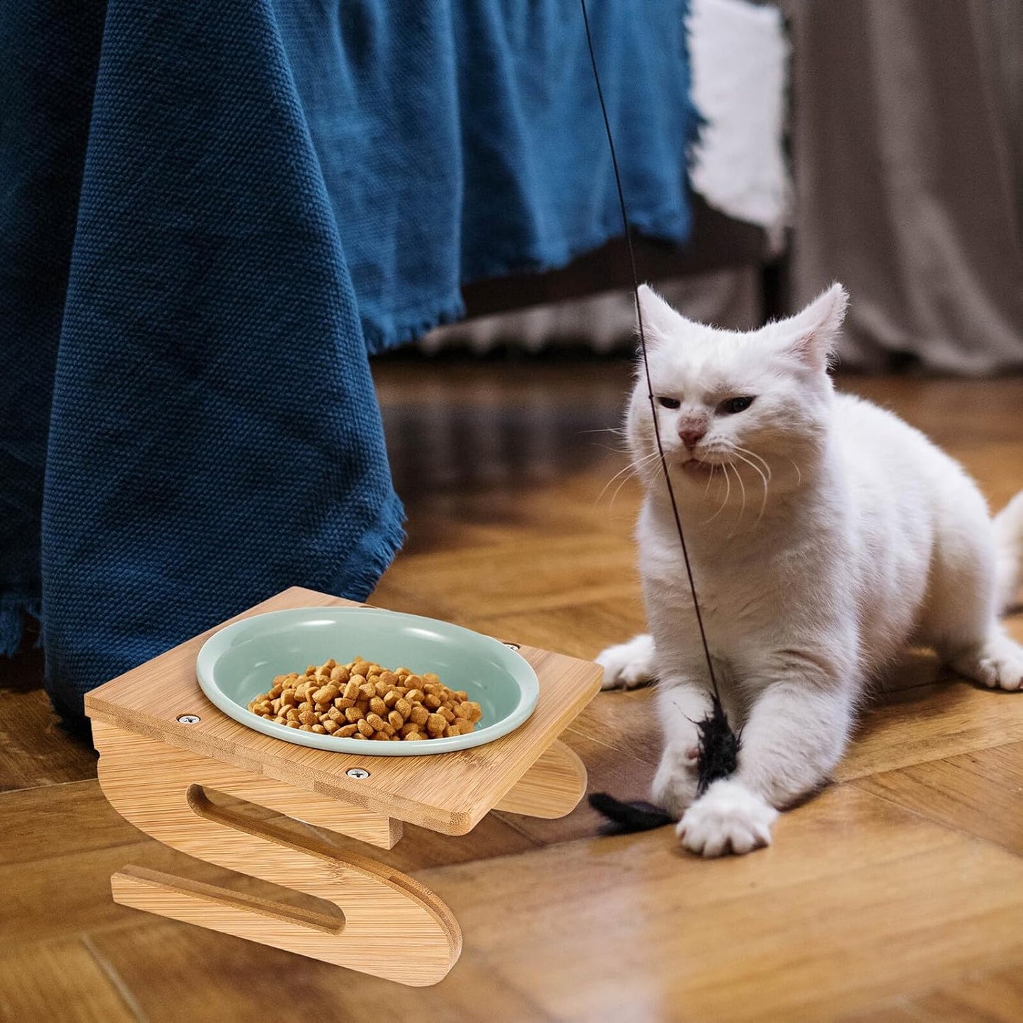 Milisten Ceramic Elevated Cat Bowl with Stand 15cm 600ml Whisker-Friendly Feeding Dish for Household Cats Indoor Pet Food Bowl