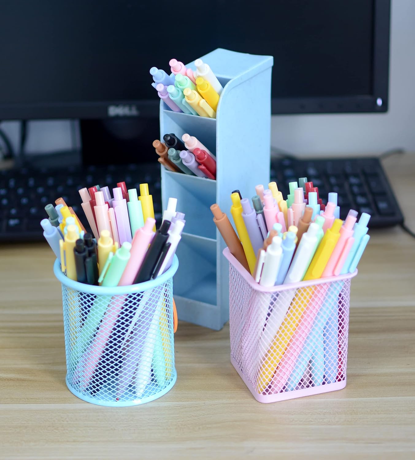 YYaaloa 70pcs Cute Pens Black Gel Ink Pens Retractable 0.5mm Gel Pens Bullet Point Nice Gifts Fun Pens for Women Office Supplies