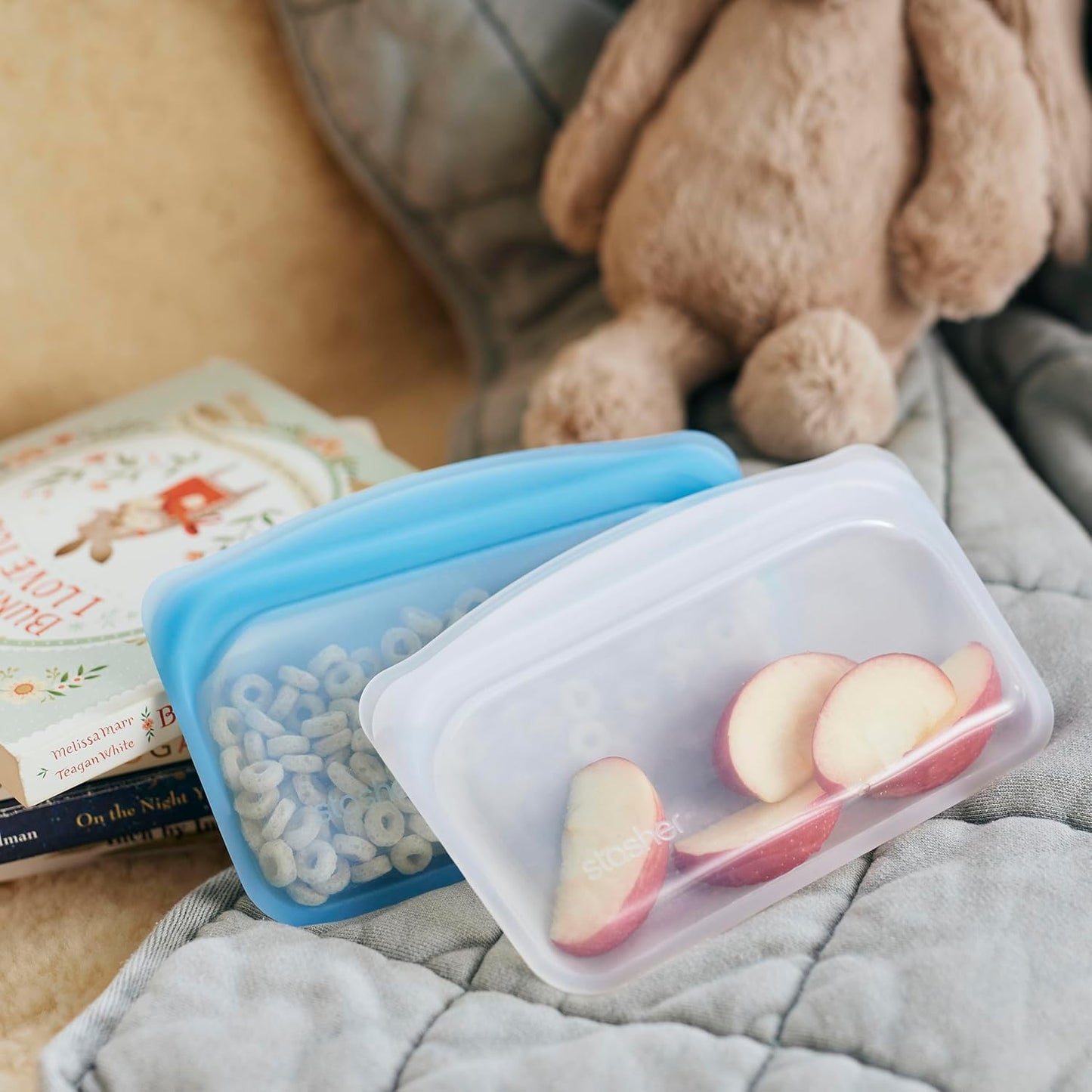 Stasher Silicone Reusable Storage Bag, Freezer Bag, Reusable Snack Bags, Microwave, Dishwasher, Oven Safe, Sous Vide, Premium Lunch Container, Eco Friendly, Food Storage Bag, 12 oz, Clear | Reusable Food Bag