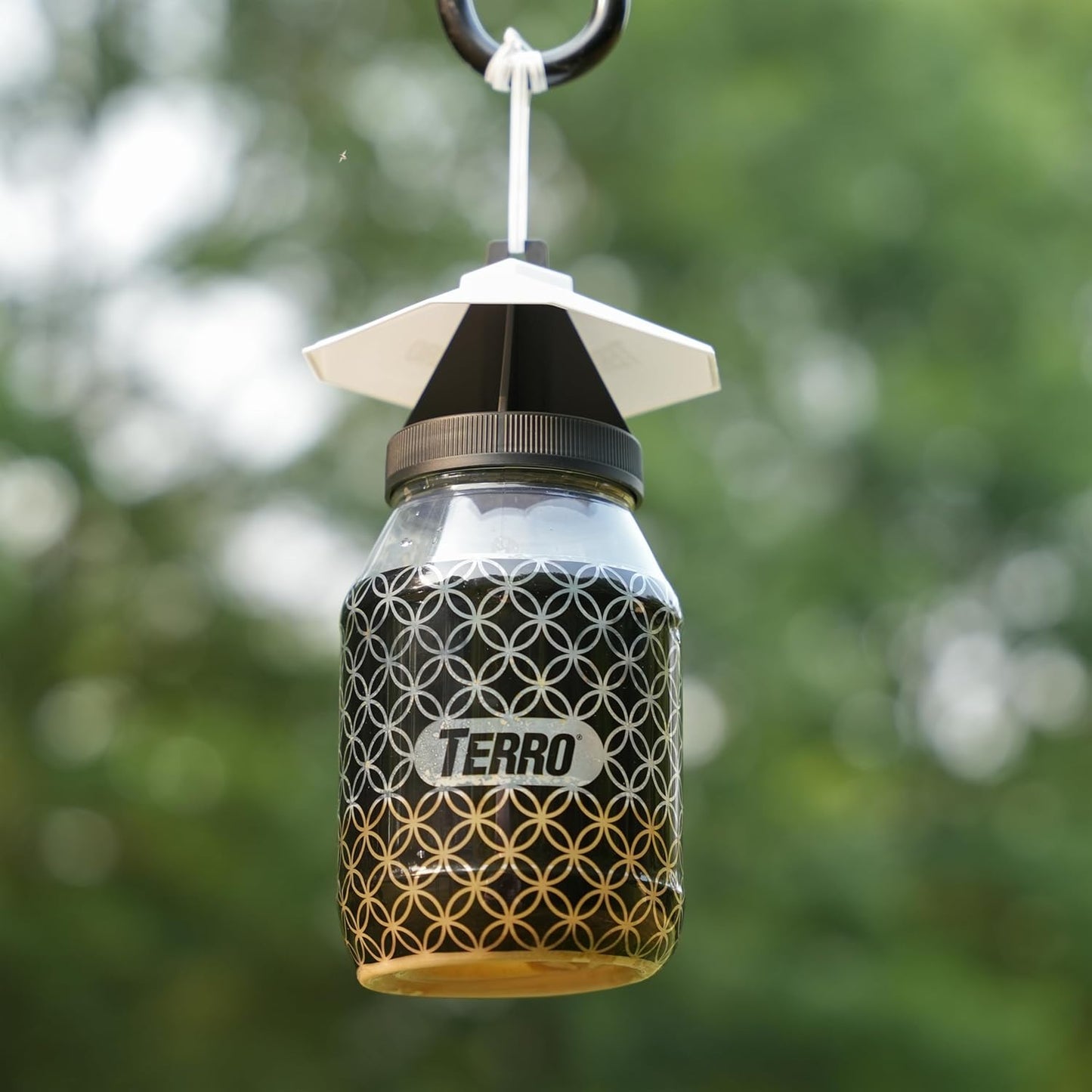 TERRO T380 Outdoor Reusable Fly Magnet Fly Trap - Poison Free Trap with Bait