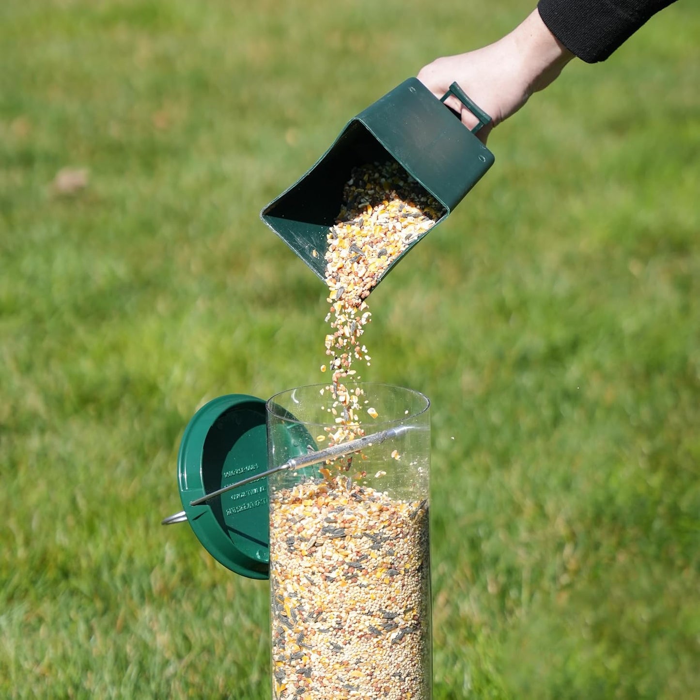 Droll Yankees Squirrel Proof Bird Feeders for Outdoors - YF-M - Flipper, Collapsible Perches, 5-Pound Seed Capacity, Green