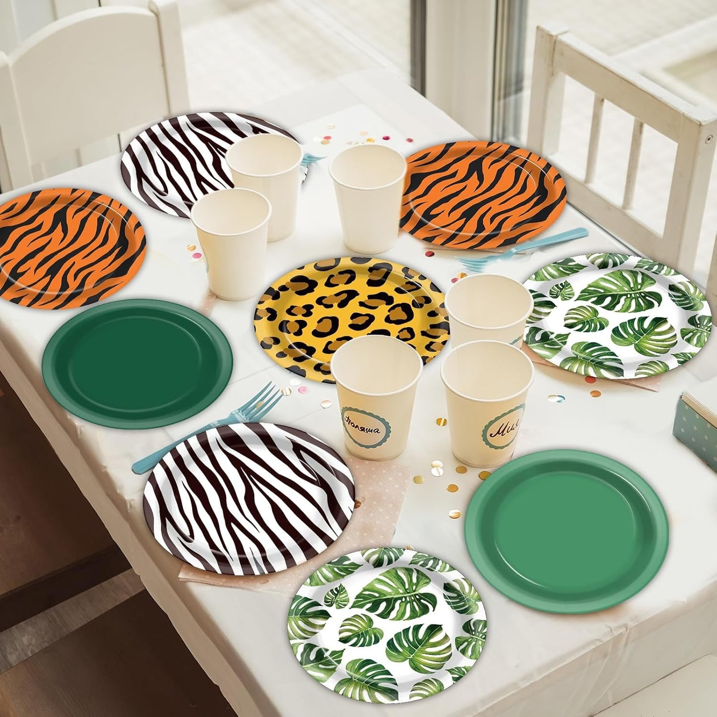 60Pcs Jungle Safari Party Paper Plates for Wild Animal Party Decorations 7In Zoo Animal Dessert Plates Disposable Tableware Dinnerware Set for Baby Shower Birthday Safari Themed Party Supplies