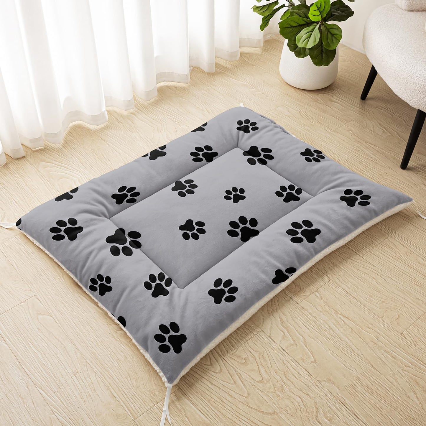 Paw Print Dog Bed Mat - Grey Washable Pet Crate Pad for Dogs & Cats - Soft Fleece Kennel Liner, Home & Travel Cushion (M)