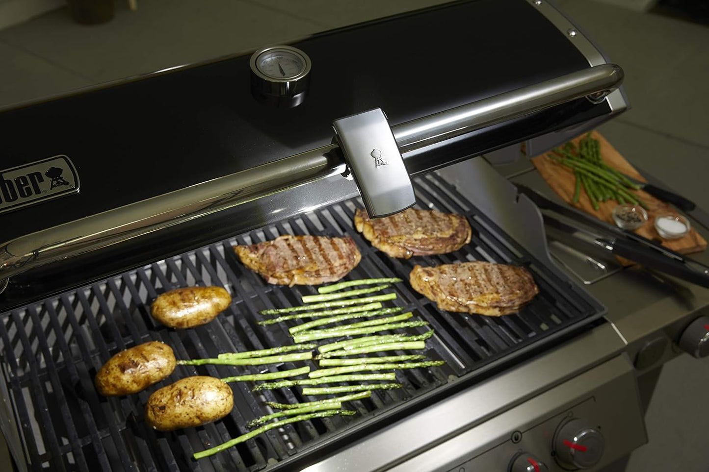 Weber Handle Grill ’N Go Light – LED Grill Light for Cooking with Motion Sensor, Detachable Handle‑Mounted Illumination for Genesis, Spirit & Summit Gas Grills