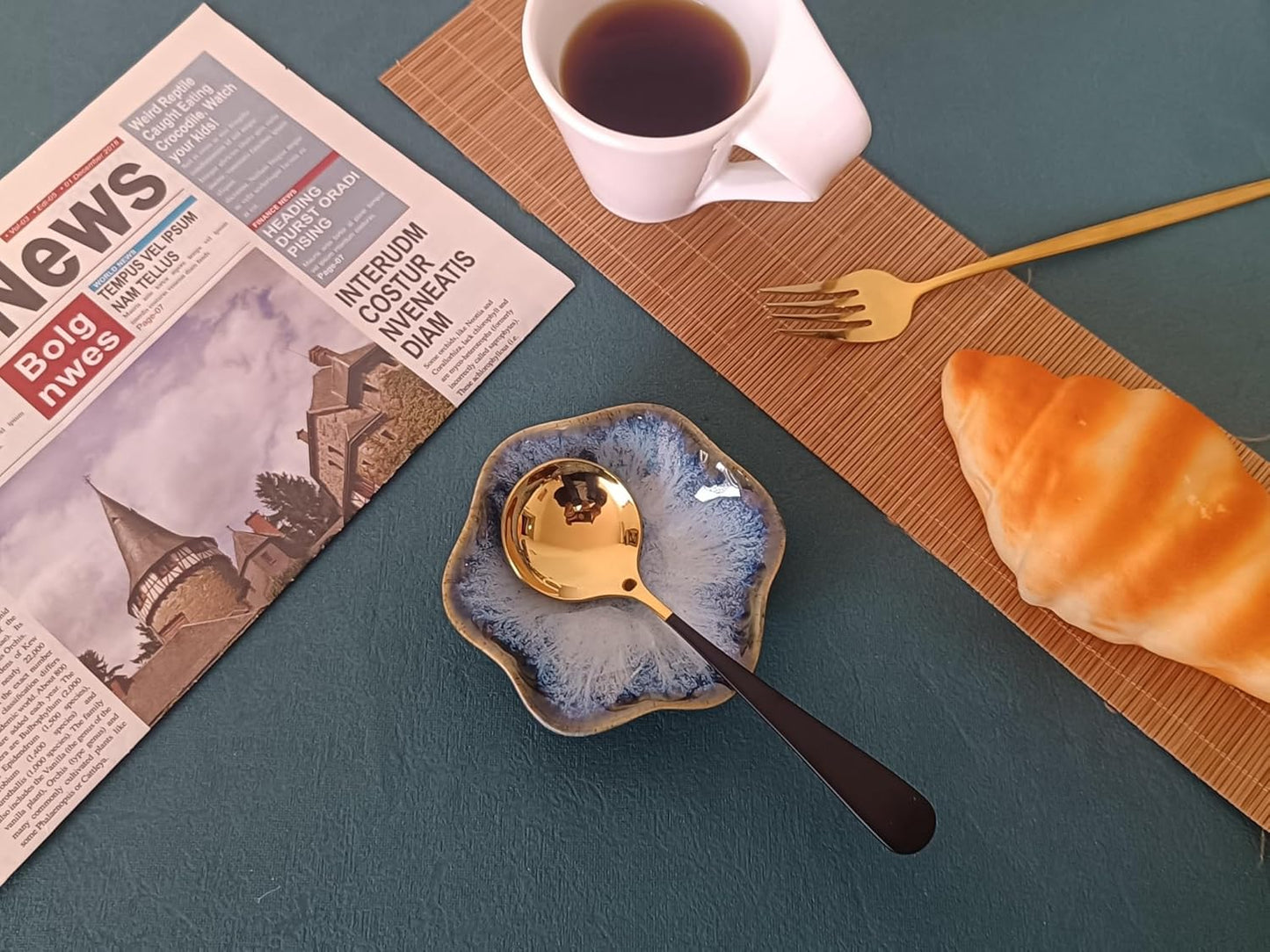 Coffee Spoon Rest for Coffee Bar Accessories, Small Spoon Rest for Coffee Station, Flower Ceramic Tea Spoon Holder for Teaspoon Rest for Tea Spoon, 1 PC (Retro, Sea Blue)