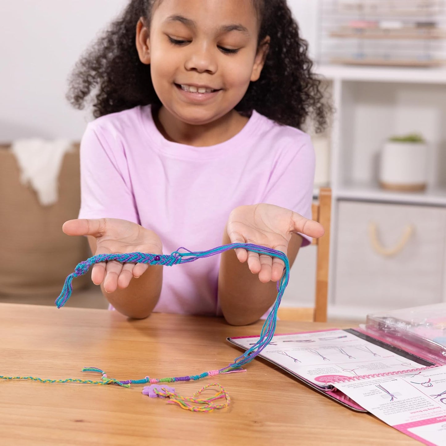 Melissa & Doug On The Go Friendship Bracelet Craft Set (Makes 10+ Bracelets)