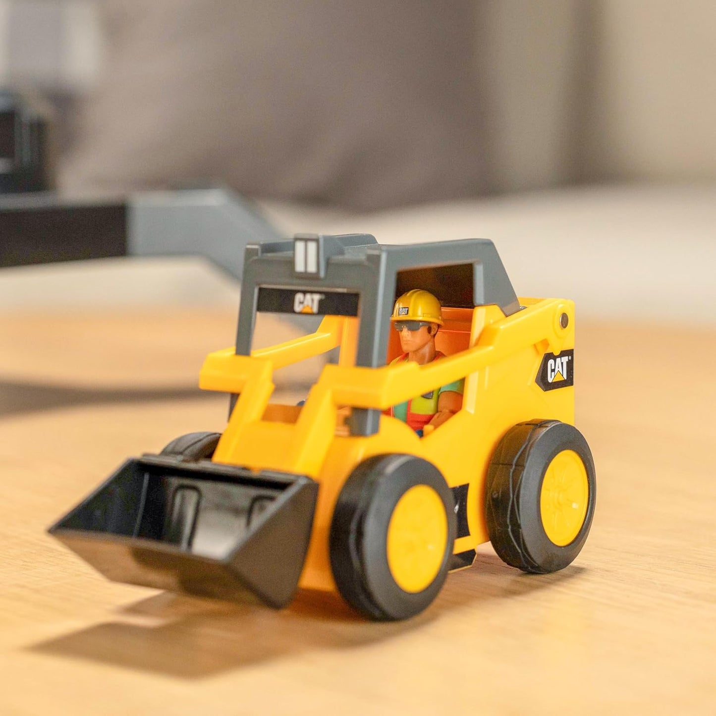 Cat Construction Workforce Jumbo Tower Crane Set, 50-Inch RC Crane Toy with 360-Degree Rotation, Hook and Wrecking Ball, Light, Skid Steer and 4" Figure, USB Rechargeable, Ages 5+