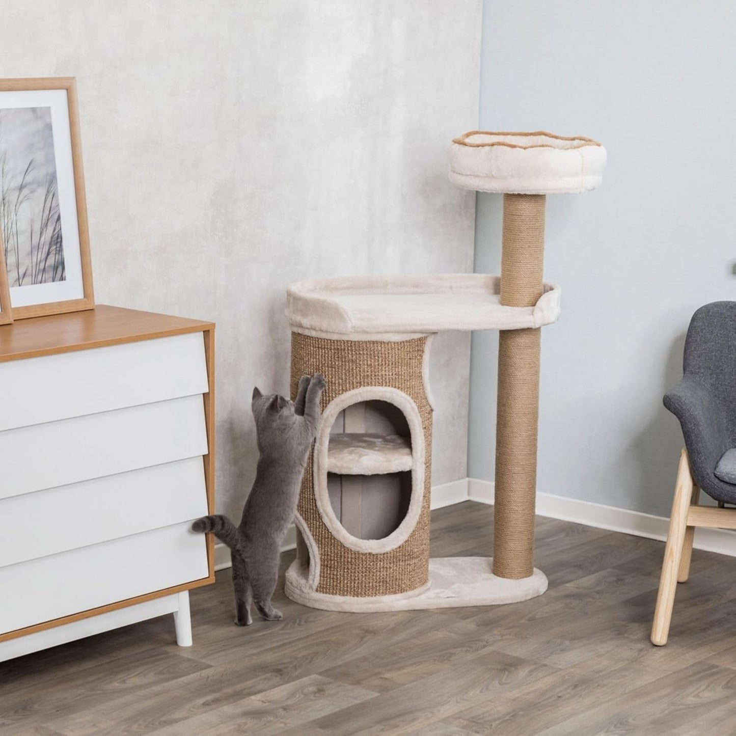 Trixie Falco 46-in Cat Tower, Sisal Scratching Posts, 2-Story Cat Condo, Plush Platforms, Removable Bed, Brown, 117 cm