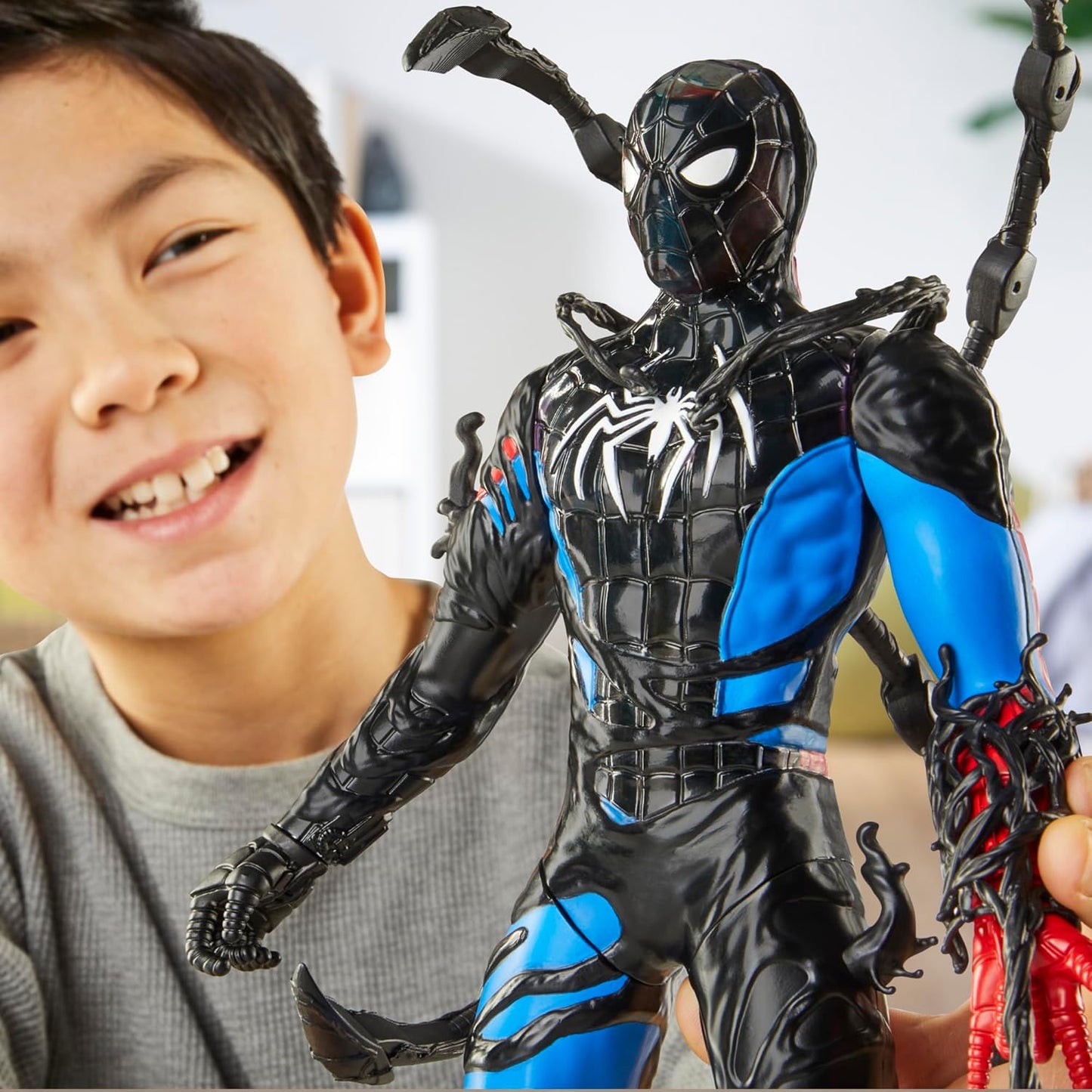 Marvel Spider-Man VenomVersus Spider-Man Liquid Shifter Action Figure with Accessories, 11-Inch-Scale Super Hero Toys for Kids Ages 4 and Up