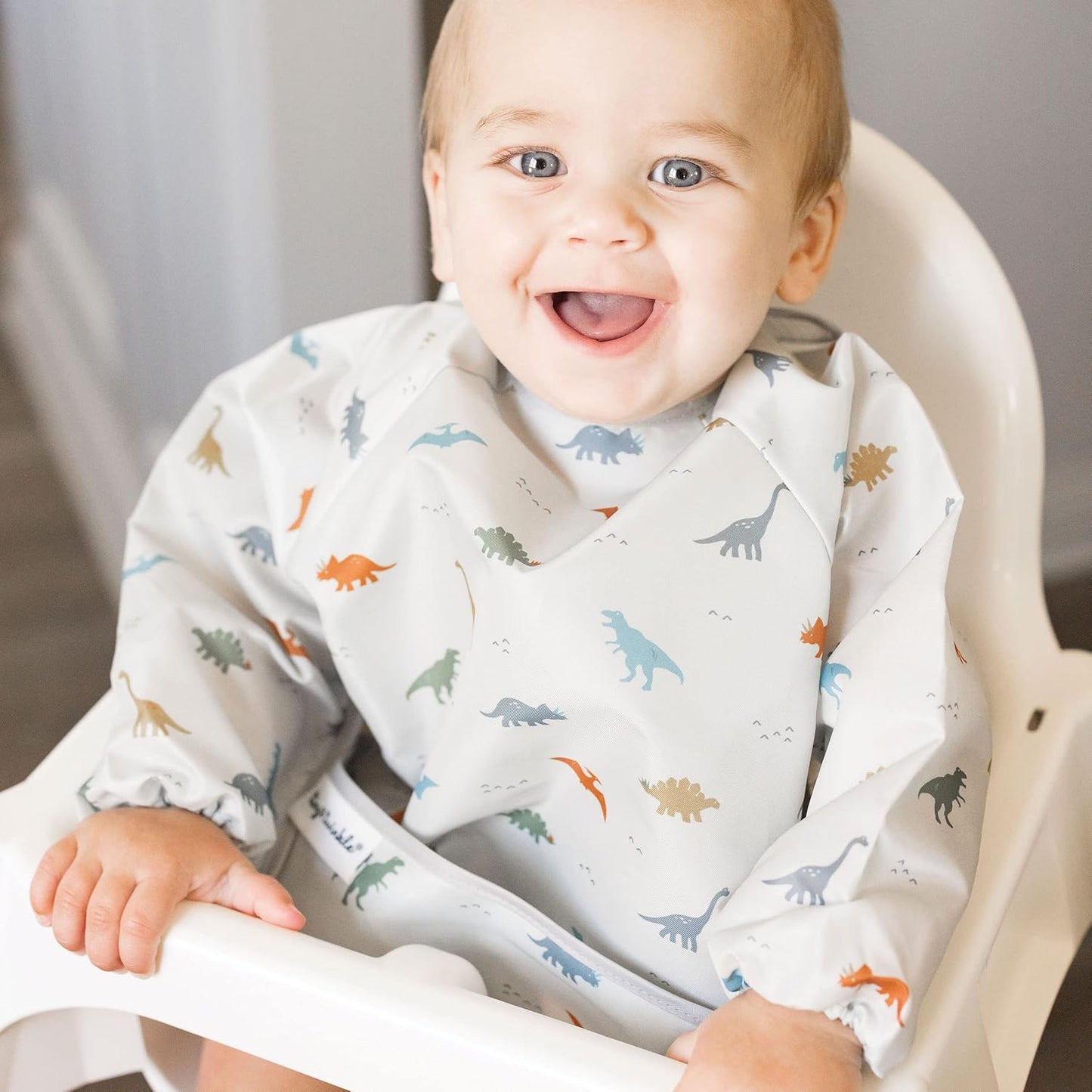 Tiny Twinkle Long Sleeve Bib for Babies & Toddlers | Waterproof Smock Bib for Eating | Machine Washable & Mess-Proof Feeding Essentials | Newborn Shower Gift (Dinosaur, 6–24M)