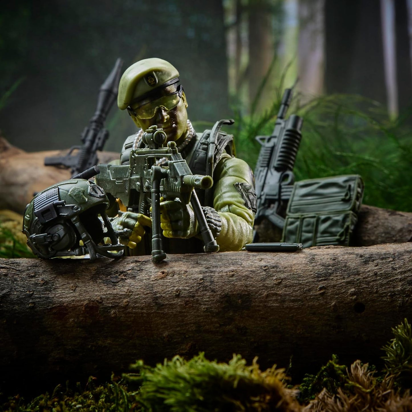 G.I. Joe Classified Series Legacy Collection: Action Soldier - Special Forces, Collectible 6 Inch Action Figure Set with 16 Accessories
