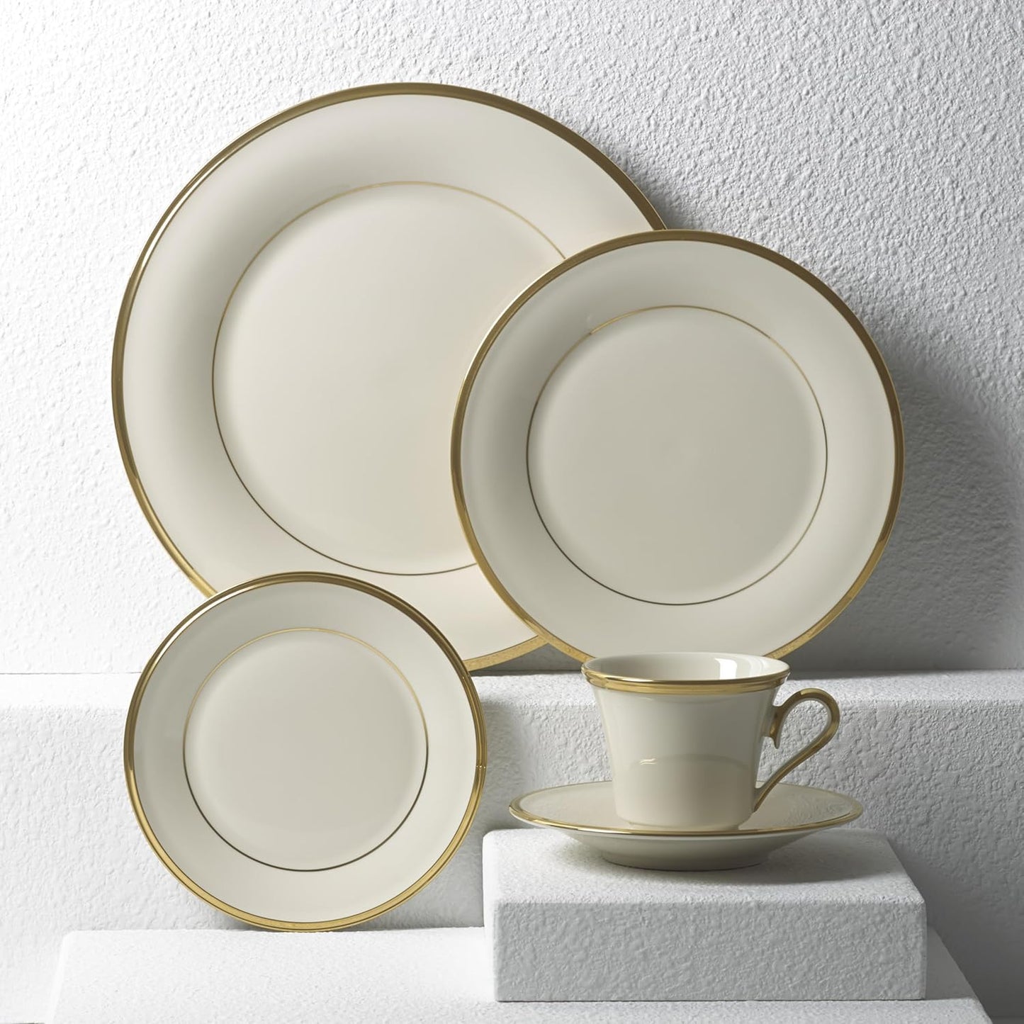 Lenox Dinnerware Set, Eternal 5-Piece Place Setting, 24-Karat Gold Accents Set, Service for 1, Made Of Ivory Porcelain, Dishwasher Safe, Plates, Cups And Saucers, Home And Kitchen (Ivory, 5 Pcs)