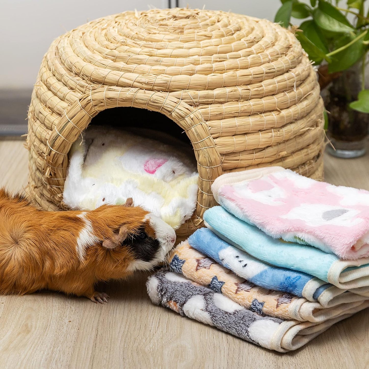 CUSOZWO Guinea Pig Bedding Mat - 6 Pack Fleece Soft Warm Small Animal Blankets for Rat Rabbit Hamster Chinchilla Hedgehog Lizard - Washable Small Pet Cage Liners Sleep Mat Bedding Accessories
