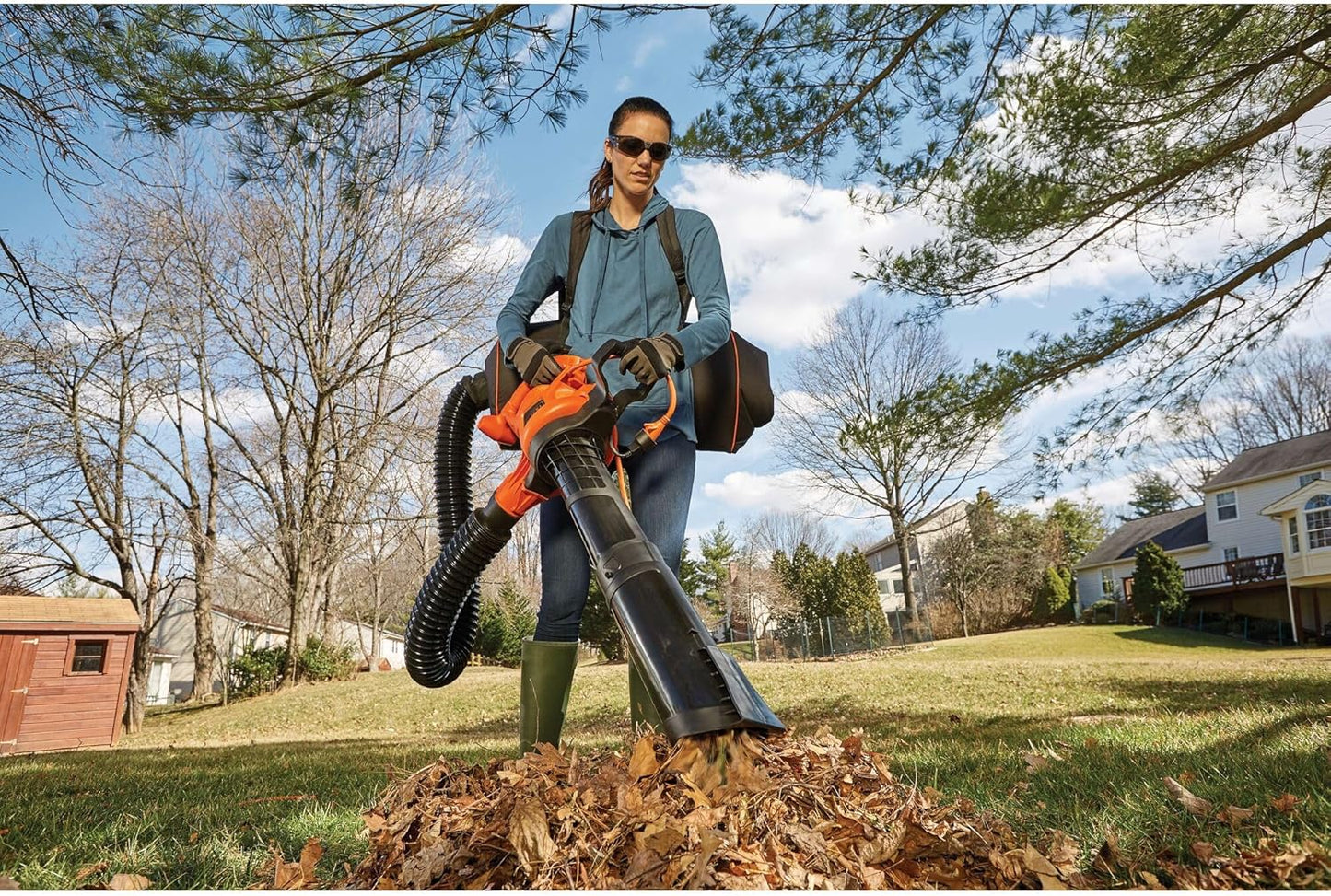 BLACK+DECKER Leaf Blower, Leaf Vacuum and Mulcher 3 in 1, Backpack Blowers for Lawn Care,250 mph Airflow, 400 cfm Delivery Power, Reusable Bag Included, Corded (BEBL7000)