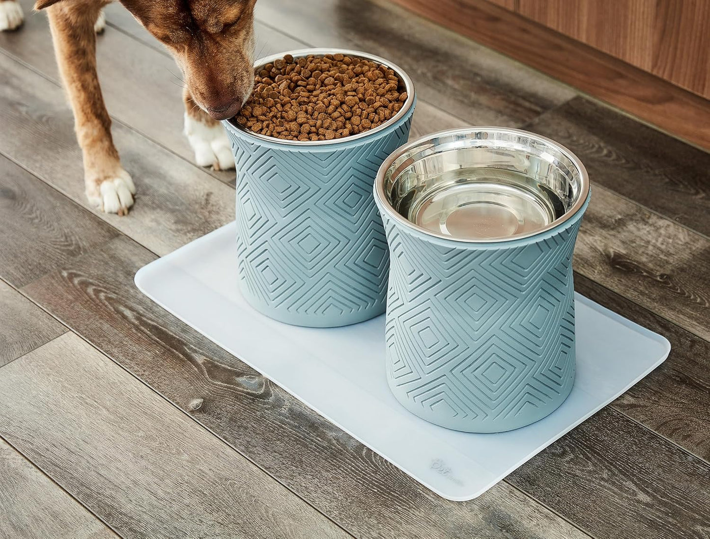 Pet Junkie Santa Fe Single Elevated Dog Bowl Stand with Removable Stainless Steel 44oz Inner Bowl for Medium to Large Breed - Raised Dog Food or Water Station (Large, ICY Gray)