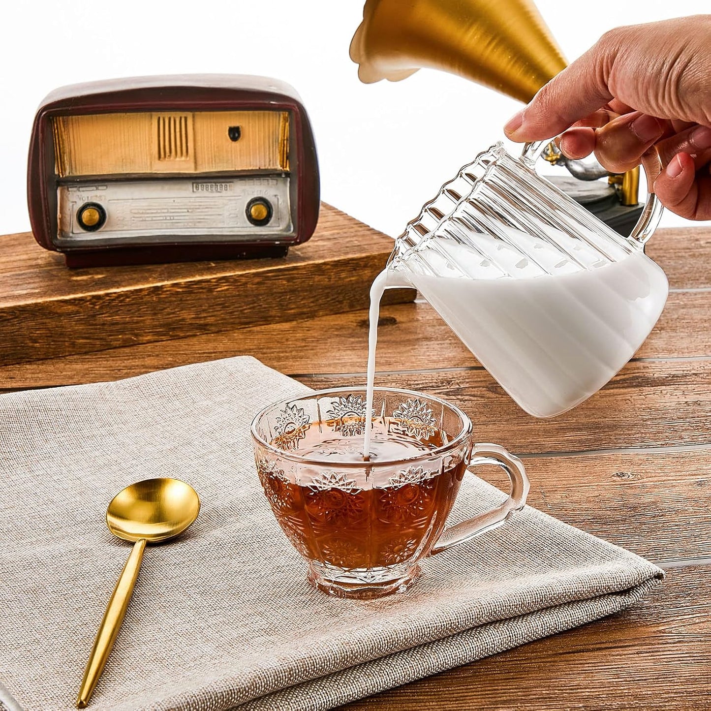 Leinuosen 2 Pcs Glass Pitcher Elegant Shaped Glass Tea Pitcher Coffee Milk Creamer Pitchers Creative Milk Frothing Pitchers Frother Cup Creamer Jug(250 ml,Wave Style)