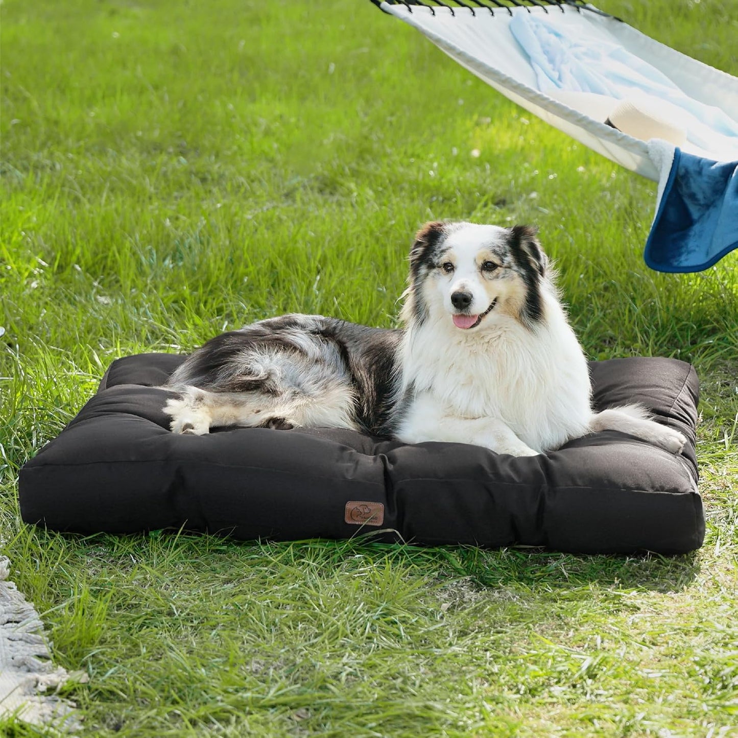 Bedsure Extra Large Dog Bed - Washable Giant Pet Bed Mattress with Oxford Fabric, Water Resistant Flat Pet Pillow Bed for XL Dog Crate, 44x35x4, Black